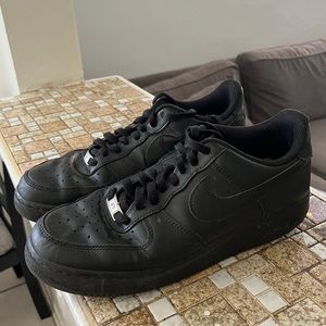 Used Black air forces